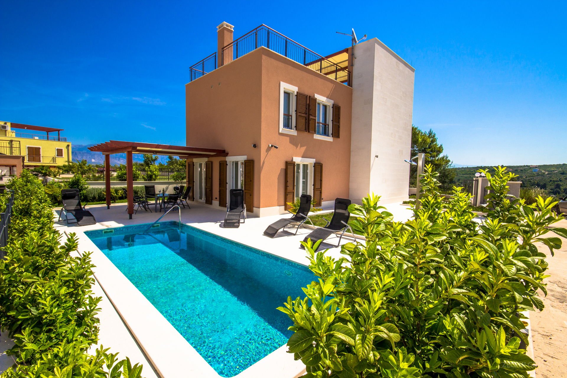 Villa Brac Hill Artemida with Pool