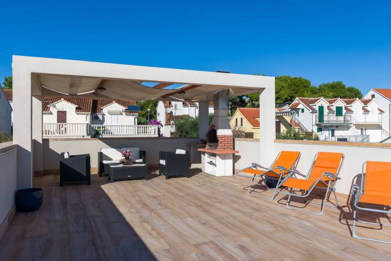 Villa Milna with Swimming Pool Brač
