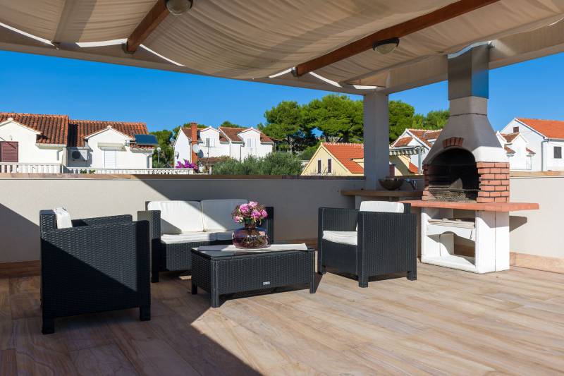Villa Milna with Swimming Pool Brač