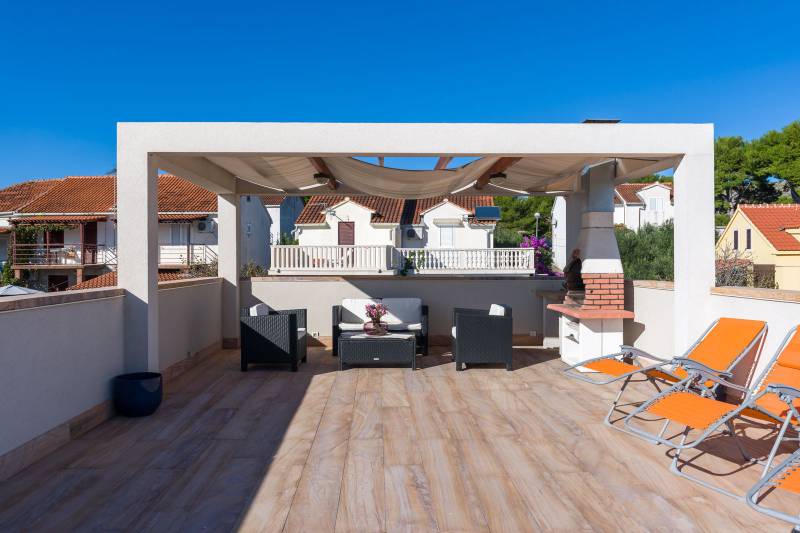 Villa Milna with Swimming Pool Brač