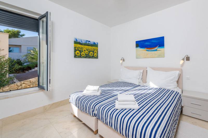 Villa Milna with Swimming Pool Brač