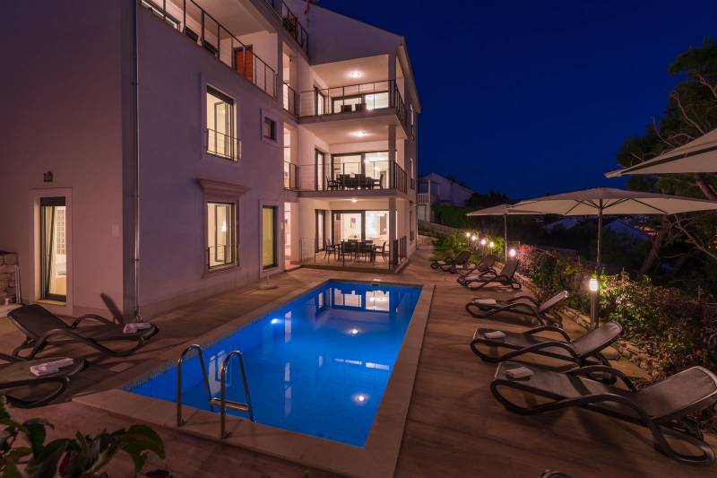 Villa Milna with Swimming Pool Brač