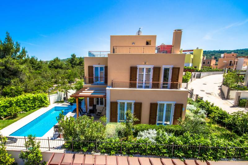Villa Brac Hill Afrodita with Pool Brač