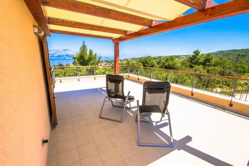 Villa Brac Hill Afrodita with Pool Brač