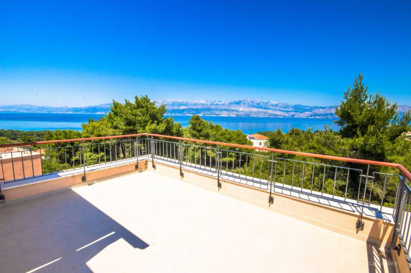 Villa Brac Hill Afrodita with Pool Brač