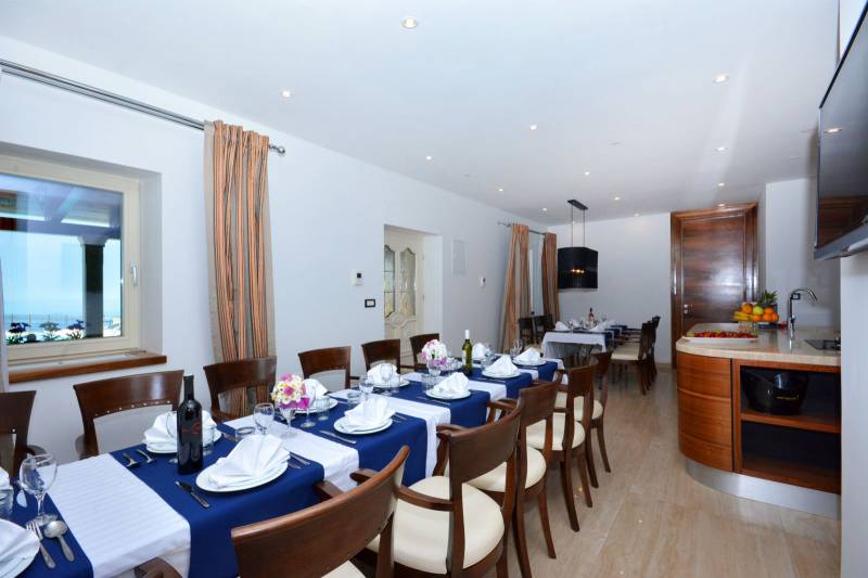 Luxury Villa Life 2 Enjoy with Swimming Pool Split