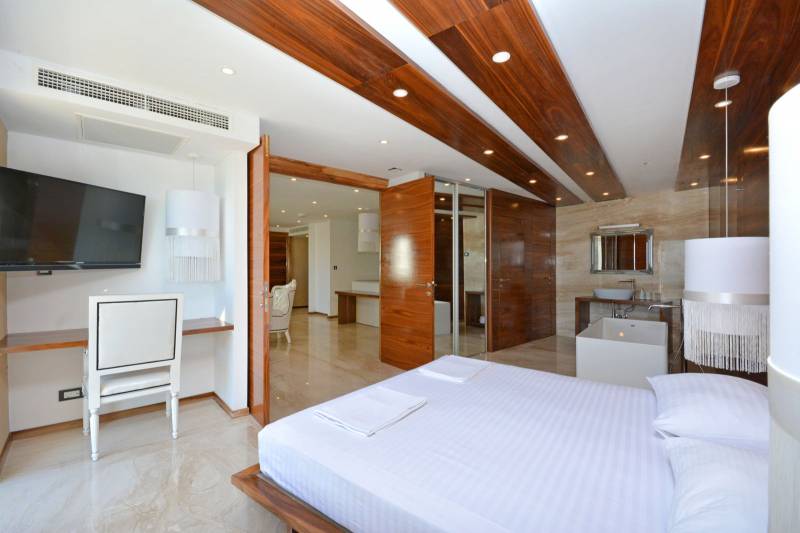 Luxury Villa Life 2 Enjoy with Swimming Pool Split