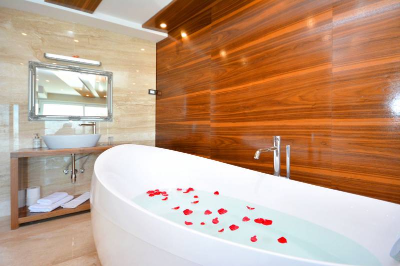 Luxury Villa Life 2 Enjoy with Swimming Pool Split