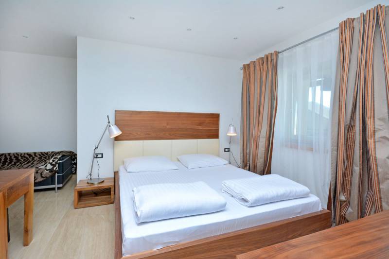 Luxury Villa Life 2 Enjoy with Swimming Pool Split