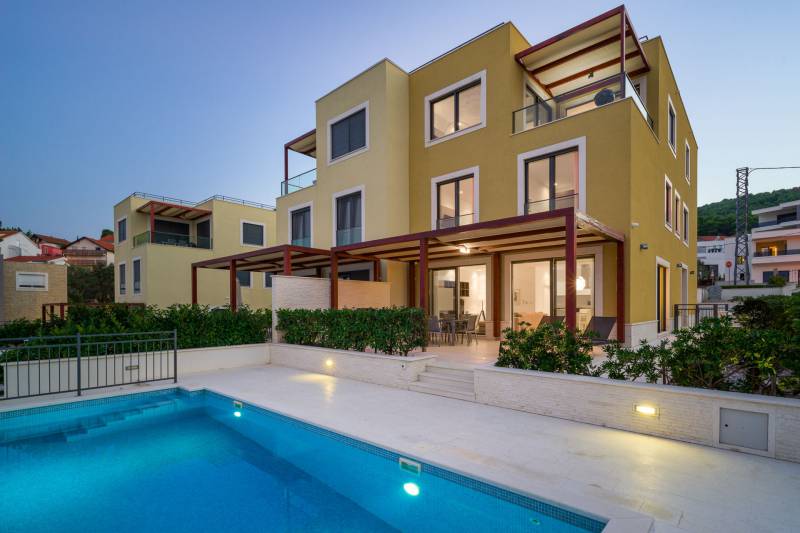 Apartman Lemonade s Bazenom na Plaži I Trogir