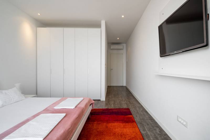 Beachfront Apartment Lemonade with Pool III Trogir