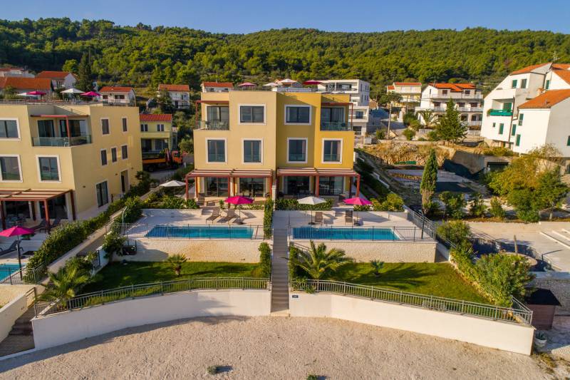 Beachfront Apartment Lemonade IV Trogir
