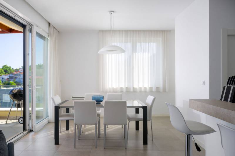 Beachfront Apartment Lemonade IV Trogir
