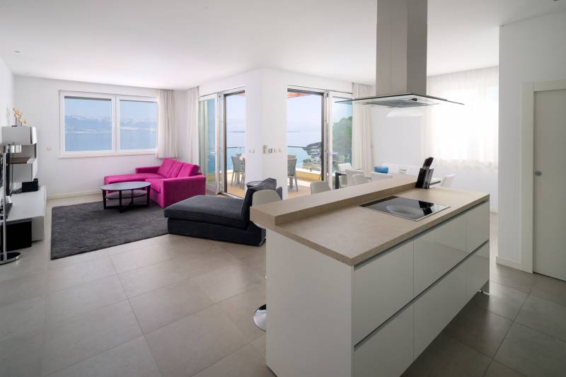 Beachfront Apartment Lemonade IV Trogir