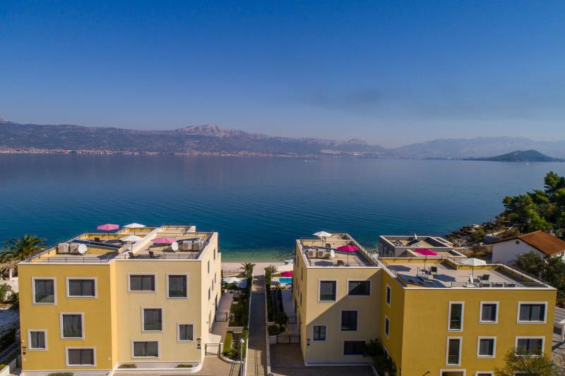 Beachfront Apartment Lemonade VI Trogir