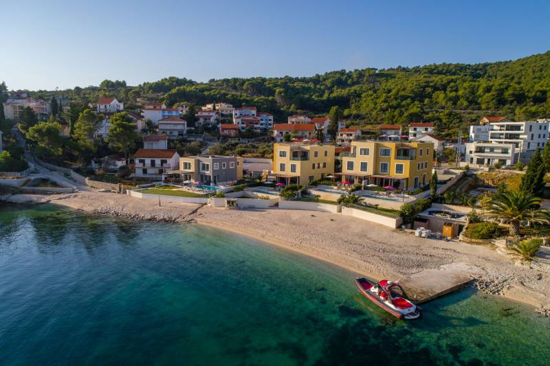 Beachfront Apartment Lemonade VI Trogir