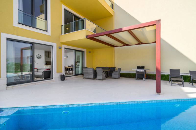Ferienwohnung Lemonade mit Pool am Strand VII Trogir