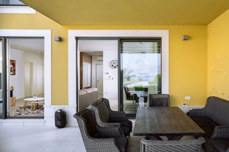Ferienwohnung Lemonade mit Pool am Strand VII Trogir