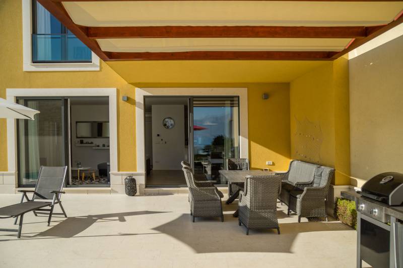 Ferienwohnung Lemonade mit Pool am Strand VII Trogir