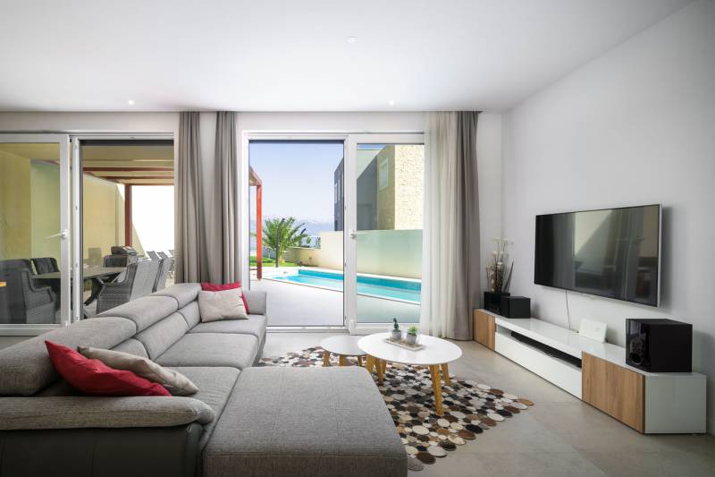 Ferienwohnung Lemonade mit Pool am Strand VII Trogir