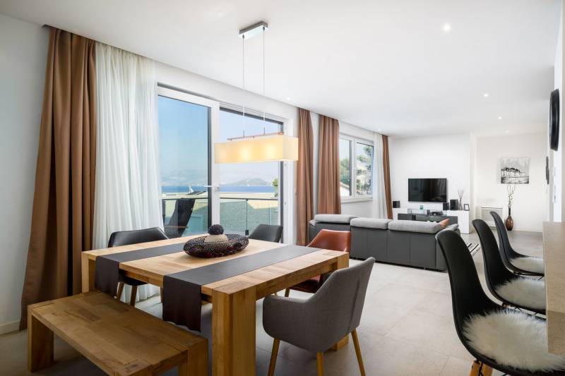 Apartment Lemonade am Strand mit Pool IX in Trogir Gebiet