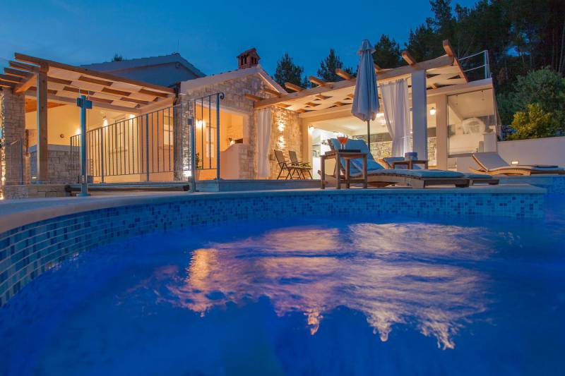 Villa Mariette with Heated Pool Korčula