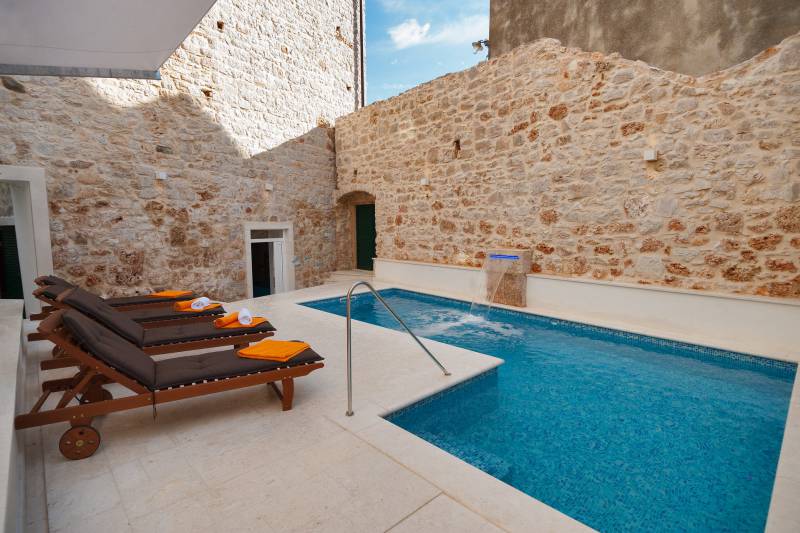 Luxury Villa Old Story with Pool Brač