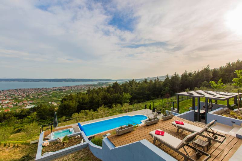 Luksusowa Willa Grand View z Basenem Split