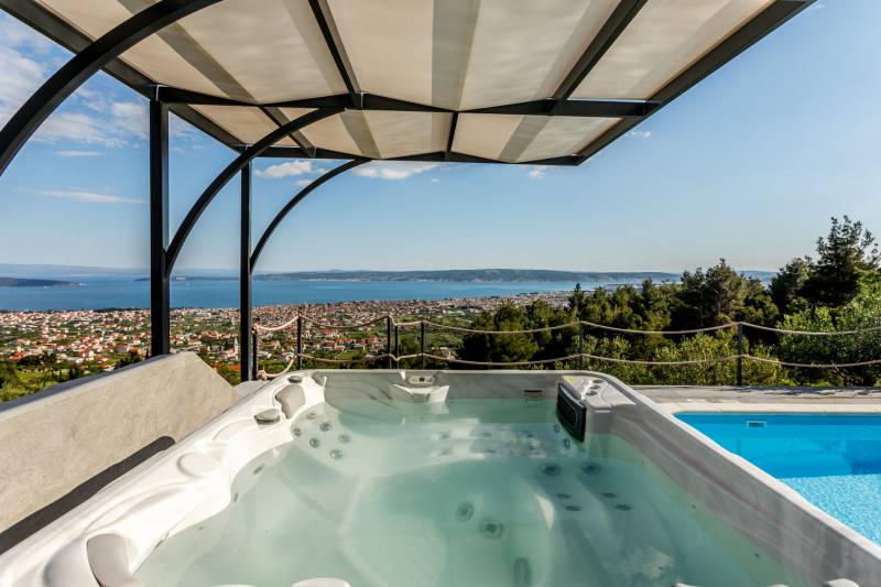 Luksusowa Willa Grand View z Basenem Split