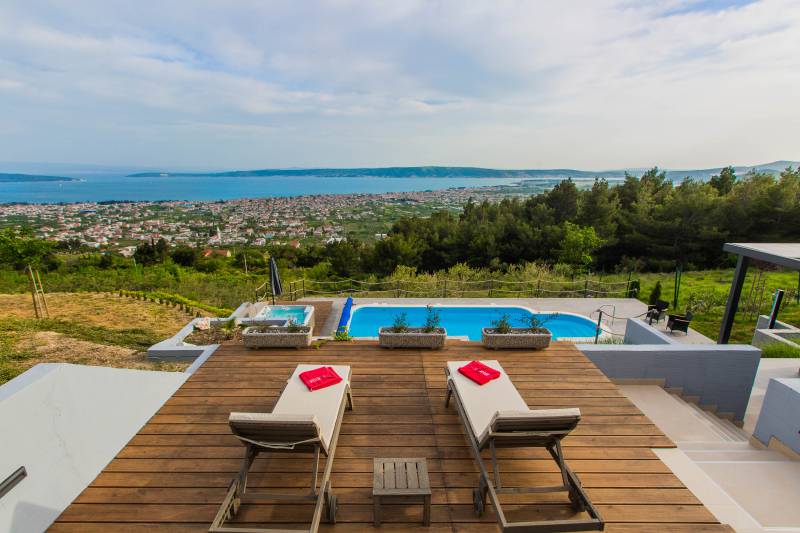 Luksusowa Willa Grand View z Basenem Split