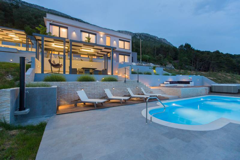 Luksusowa Willa Grand View z Basenem Split