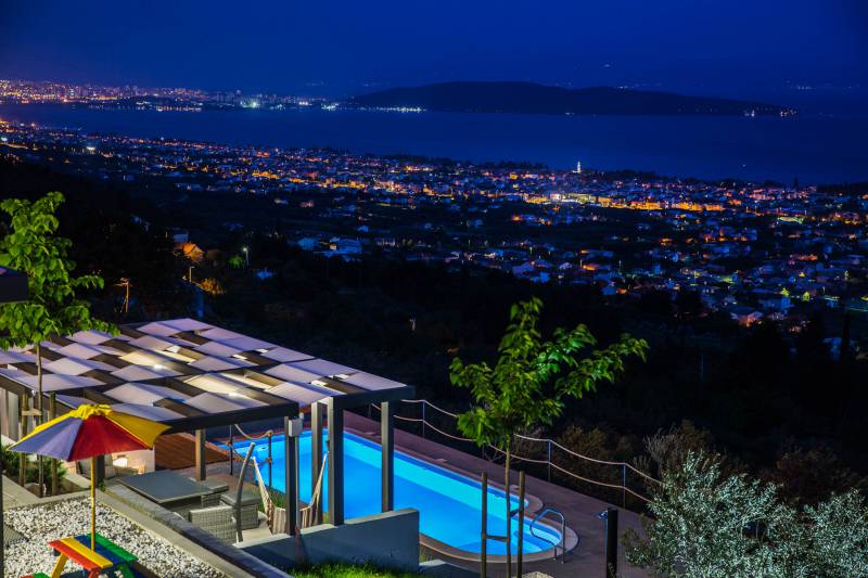 Luksusowa Willa Grand View z Basenem Split