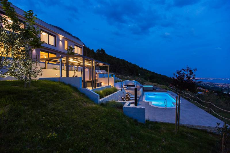 Luksusowa Willa Grand View z Basenem Split