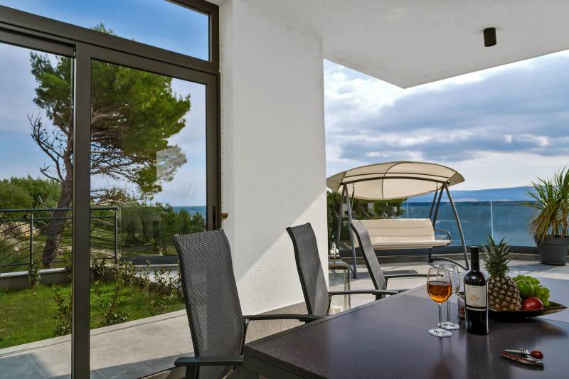 Villa Small Paradise with Pool Omiš