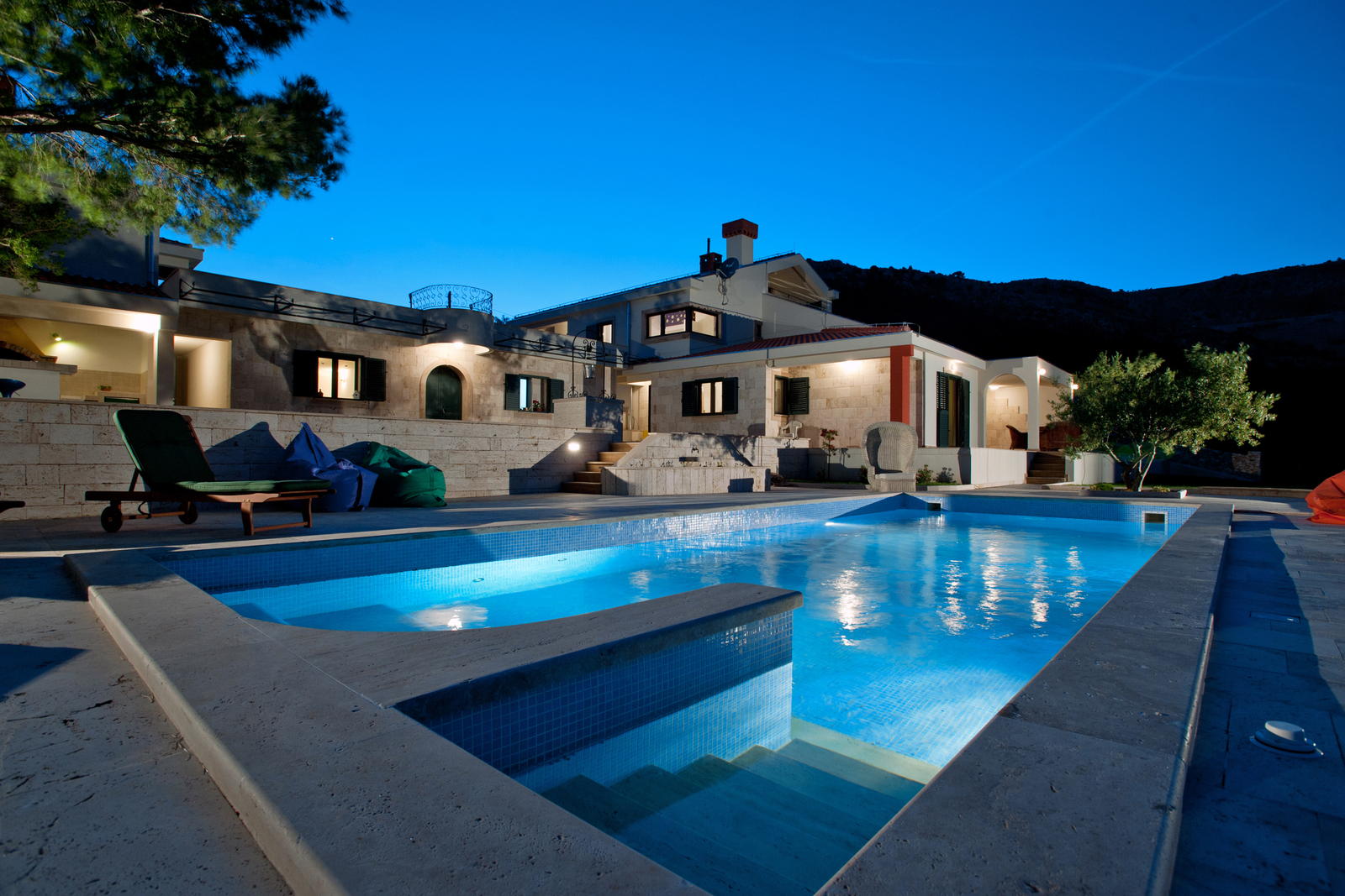Luxury Villa Emerald Olive with Swimming Pool