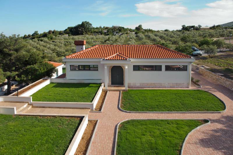 Luxury Villa Emerald Olive with Pool Trogir