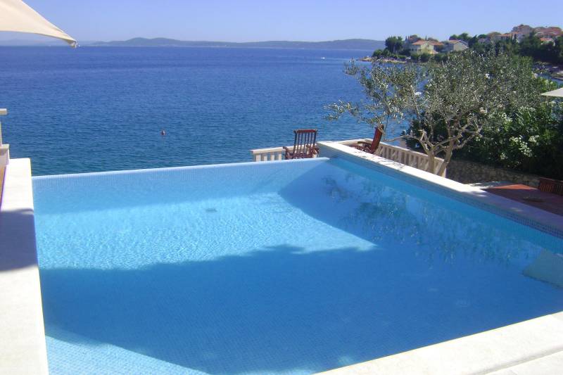 Villa Dream with Infinity Pool Trogir