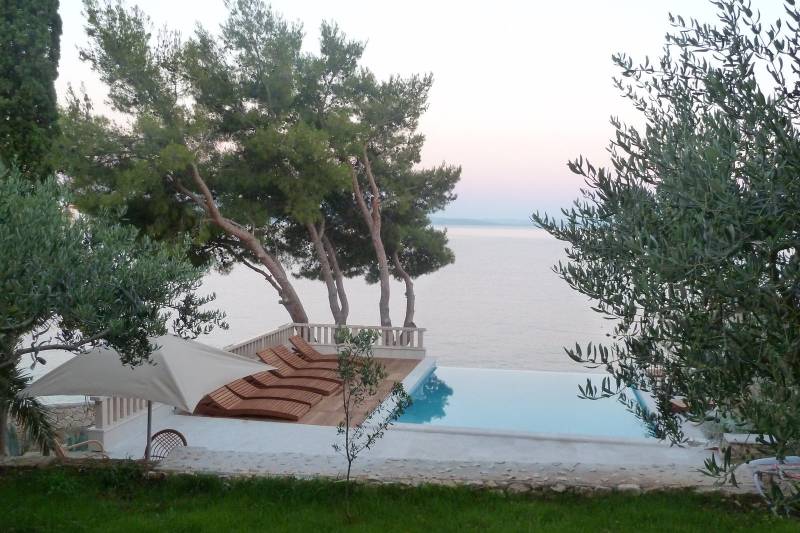 Villa Dream with Infinity Pool Trogir
