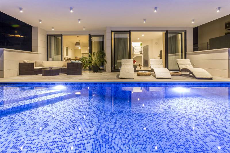 Villa Arinna with Swimming Pool Primošten