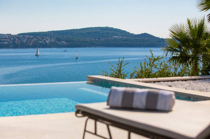 Luxusvilla Elyzeum mit beheiztem Pool Trogir