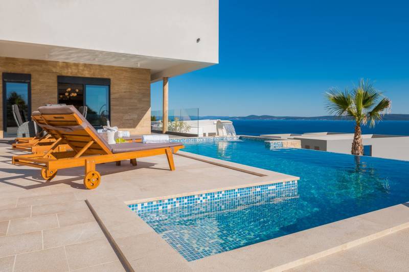 Luksuzna Vila White Pearl s Bazenom Trogir