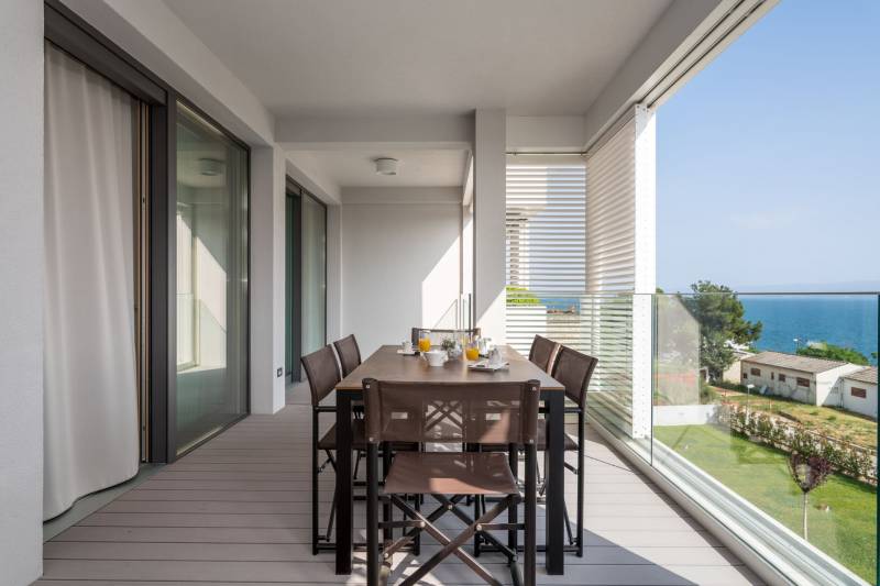 Luxury Residence Gabriela with Pool Split