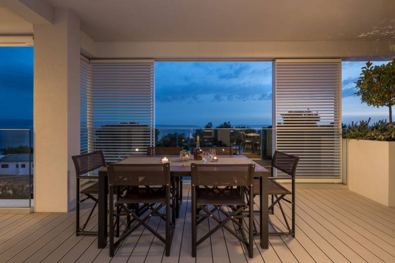 Luxury Residence Gabriela with Pool Split