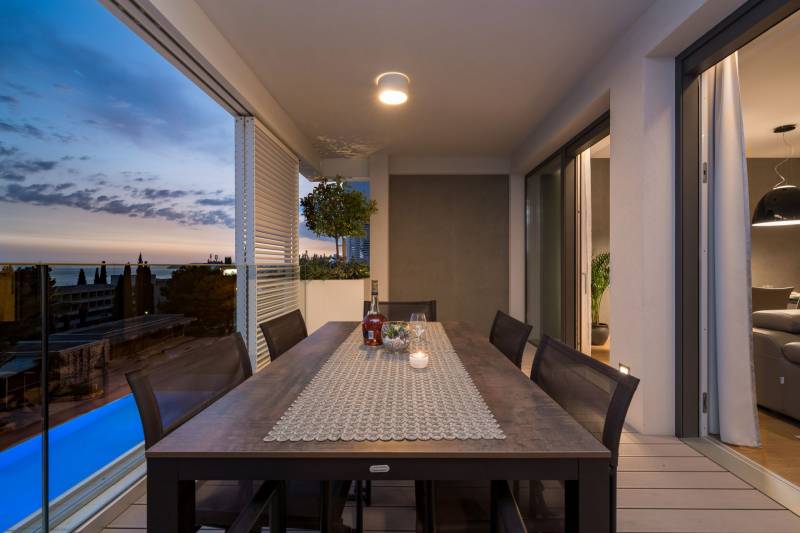 Luxury Residence Gabriela with Pool Split