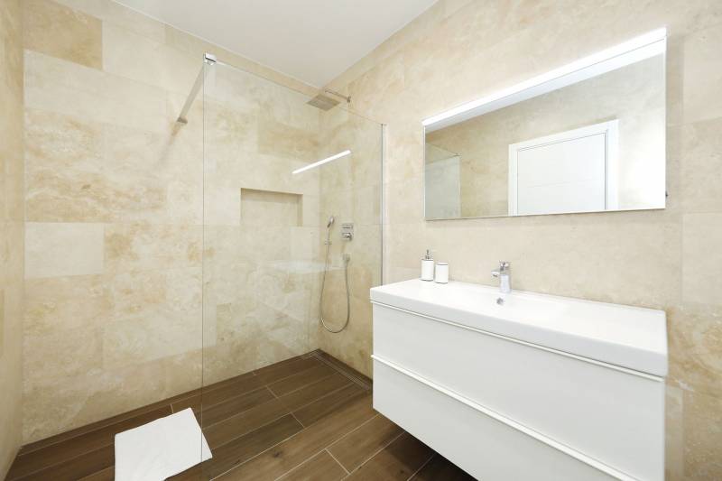 Homes4You Komplex Pašman