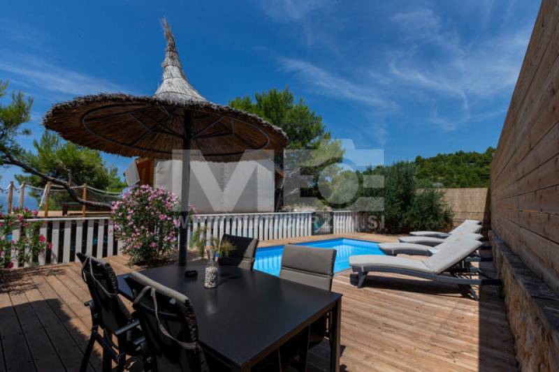 Luxury Bungalow Lei with Pool Murter