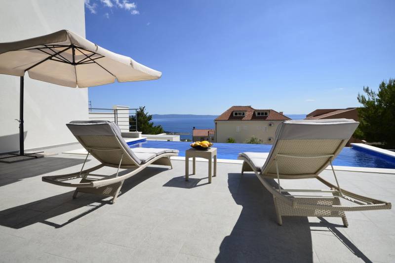 Villa Ninona med Basseng I Makarska