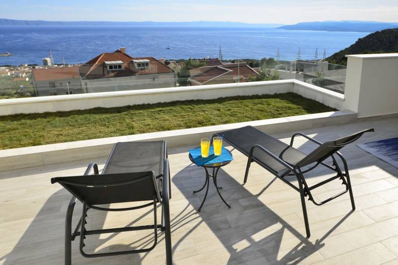 Villa Ninona med Basseng I Makarska