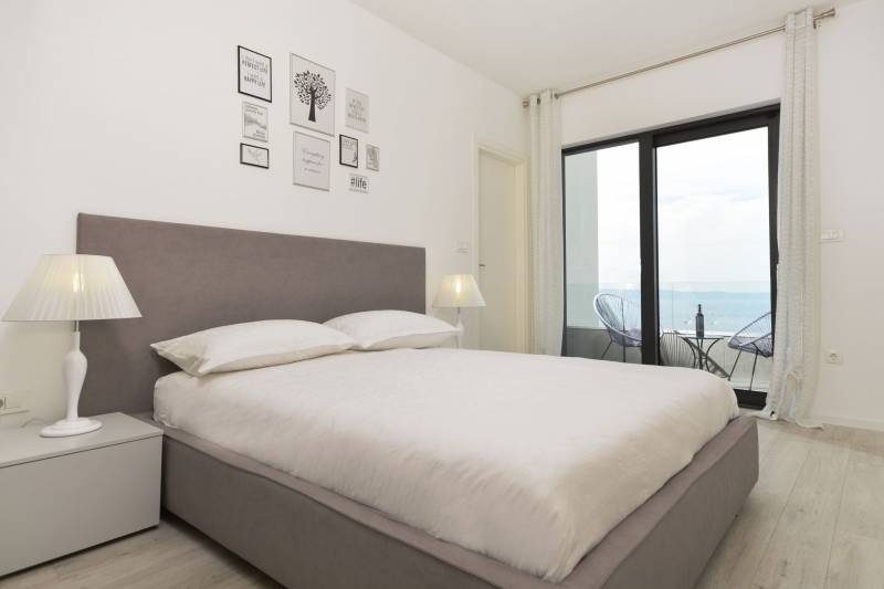 Villa Ninona med Basseng I Makarska