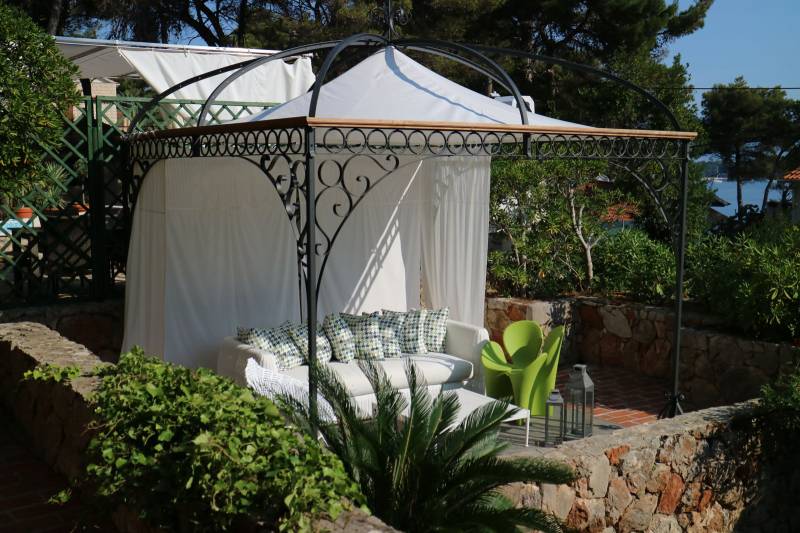 Villa Pharos with Swimming Pool Hvar